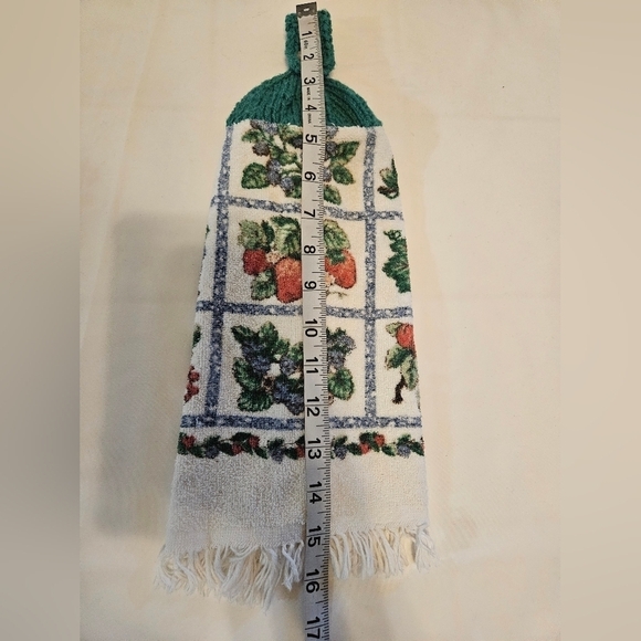 Hand Crafted handmade  green crochet top kitchen dish towels strawberry rustic - Picture 15 of 16